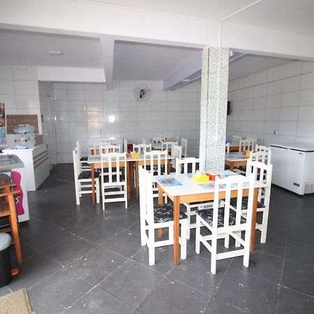 Pousada Praia Da Fortaleza 450 Metros Do Parque Beto Carrero Com Cafe Da Manha Penha  Bagian luar foto