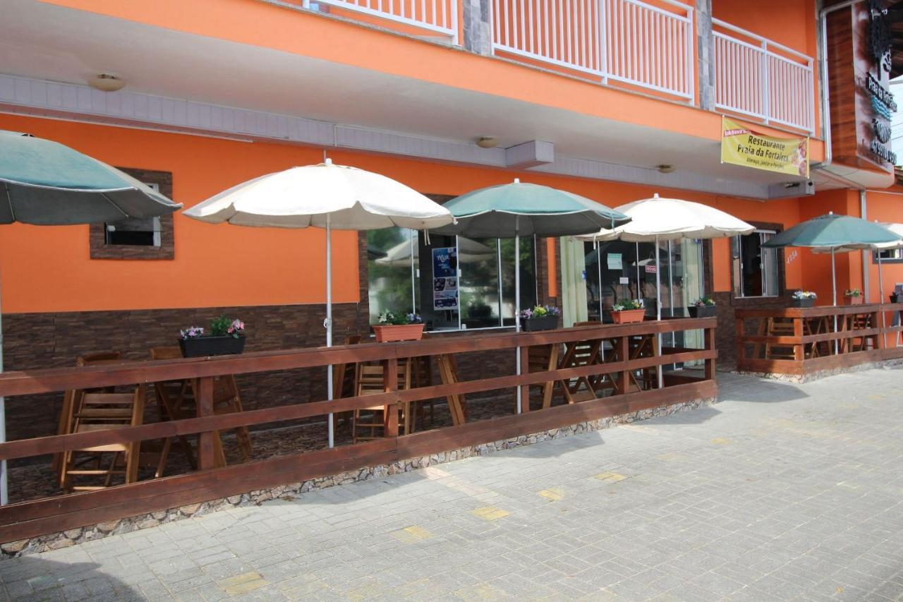 Pousada Praia Da Fortaleza 450 Metros Do Parque Beto Carrero Com Cafe Da Manha Penha  Bagian luar foto